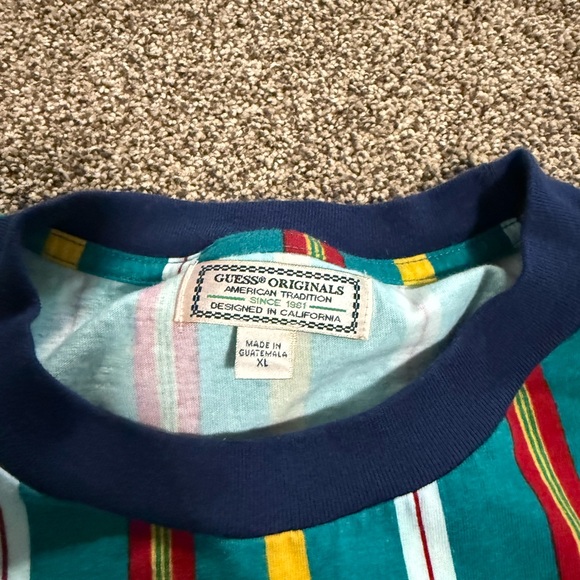 GUESS Shirts - Picture 9 of 13